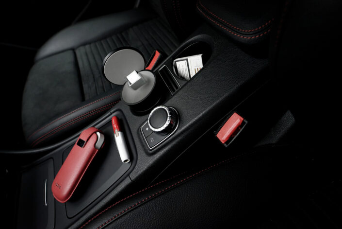 Frogart Packshot IQOS Voiture Suisse